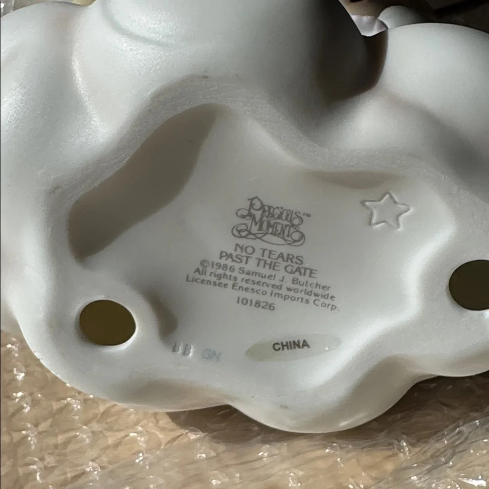 Precious Moments Porcelain Figurine “No Tears Past The Gate”